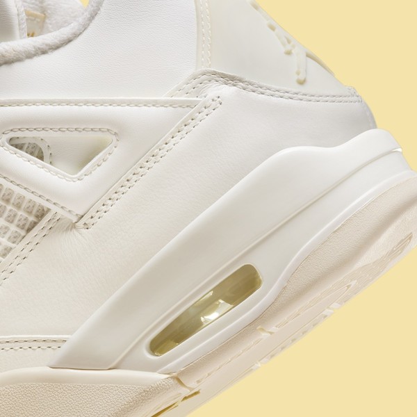 ◆正規品◆NIKE AIR JORDAN 4 LLIC GOLD(W)◆関税/送料込◆ Air Jordan 4 Retro Women's Shoes. Nike JP